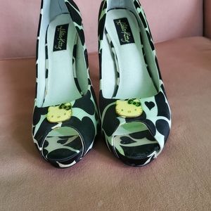 Hello kitty heels 8.5